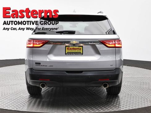 Used 2021 Chevrolet Traverse LT AWD/4WD image 6