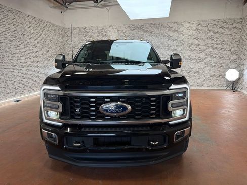 Used 2024 Ford F450 Limited w/ FX4 Off-Road Package AWD/4WD image 2
