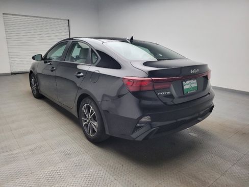 Used 2022 Kia Forte LXS FWD image 5