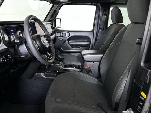 Used 2024 Jeep Wrangler Sport AWD/4WD image 20