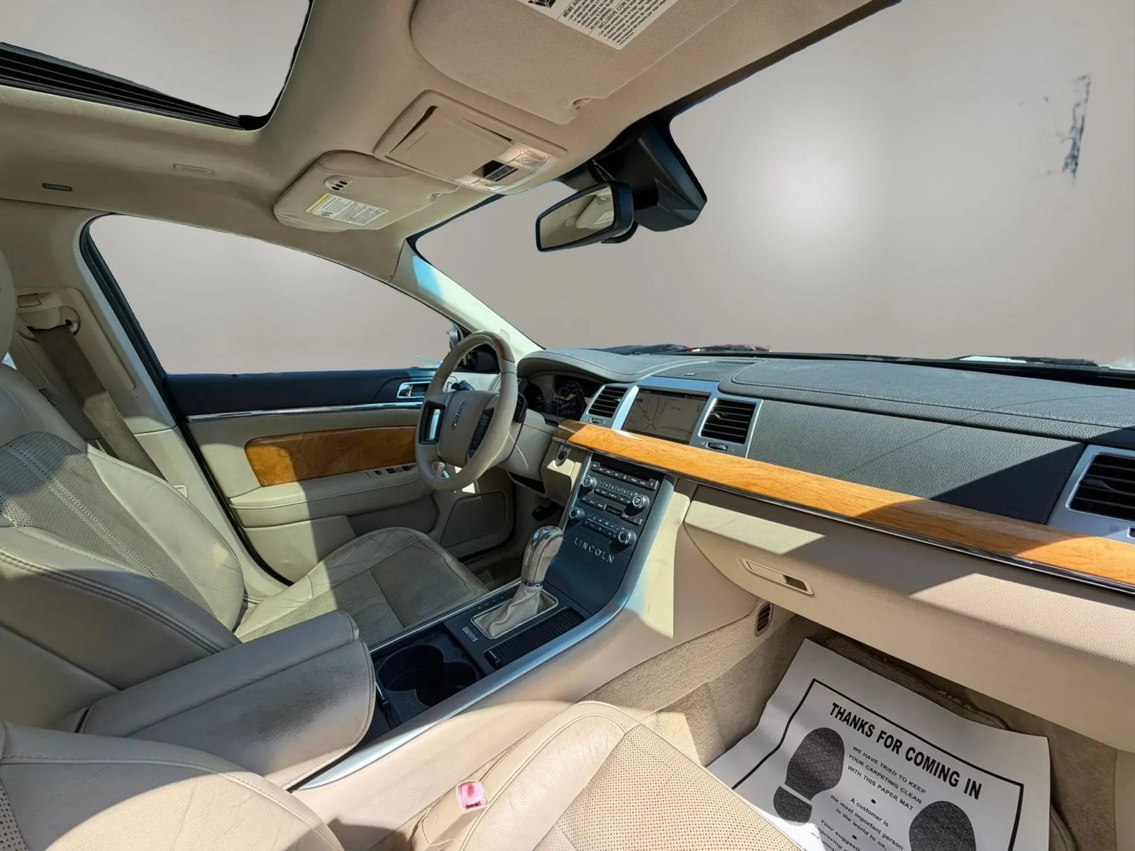 Used 2012 Lincoln MKS FWD image 35