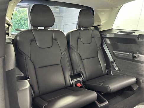 Used 2024 Volvo XC90 B6 Ultimate AWD/4WD image 14