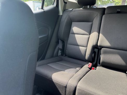 Used 2024 GMC Terrain SLE FWD image 38