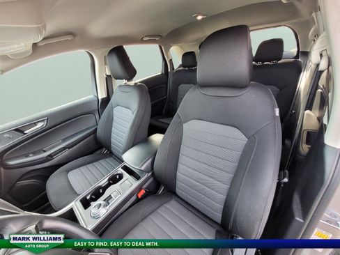 Certified 2023 Ford Edge SE image 25