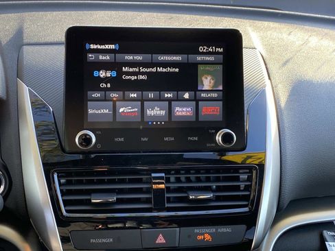 Used 2024 Mitsubishi Eclipse Cross SEL image 11