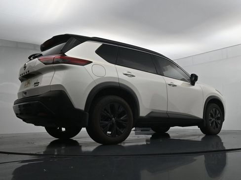 Used 2023 Nissan Rogue SV w/ SV Premium B Package AWD/4WD image 23