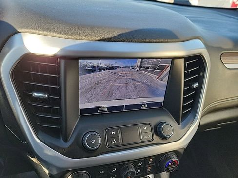 Used 2023 GMC Acadia SLE w/ Driver Convenience Package image 19