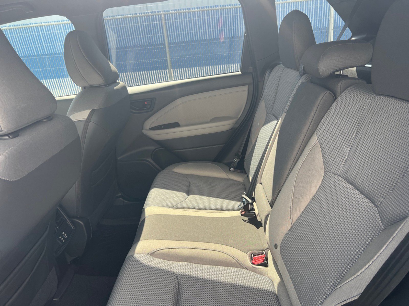 Used 2025 Subaru Forester Premium AWD/4WD image 19