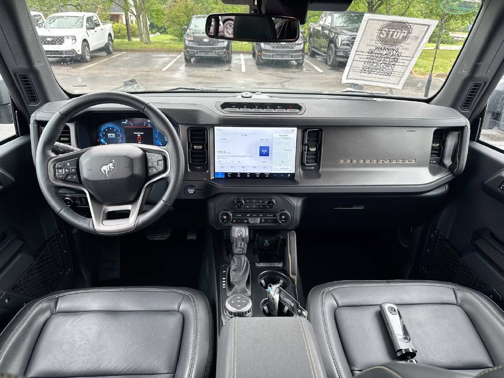 Used 2025 Ford Bronco Badlands AWD/4WD image 10