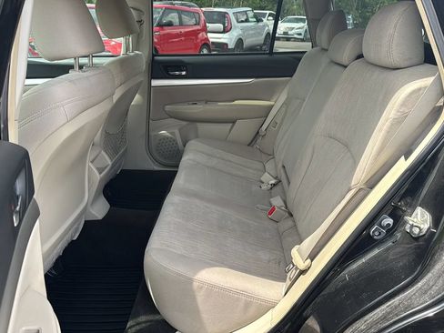Used 2013 Subaru Outback 2.5i Premium w/ Popular Pkg 1A AWD/4WD image 10