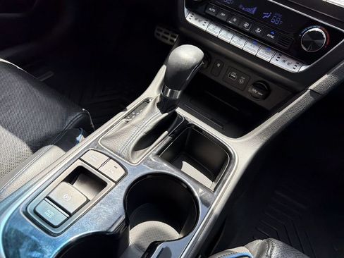 Used 2019 Hyundai Sonata Limited FWD image 20
