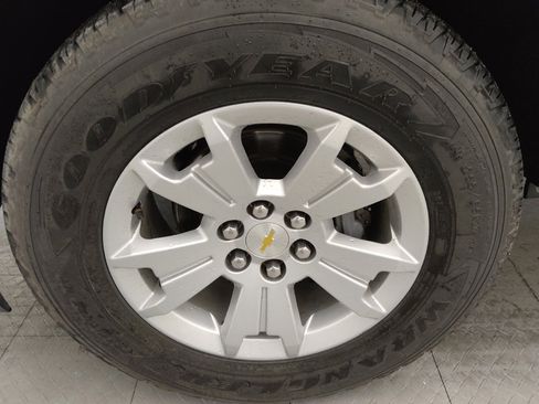Used 2020 Chevrolet Colorado LT image 31