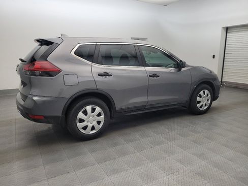 Used 2020 Nissan Rogue S FWD image 10