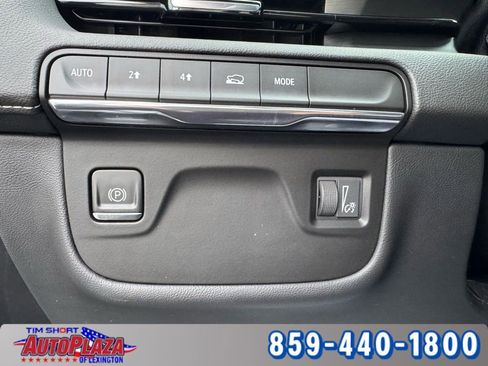 Used 2021 Cadillac Escalade ESV Premium Luxury AWD/4WD image 24