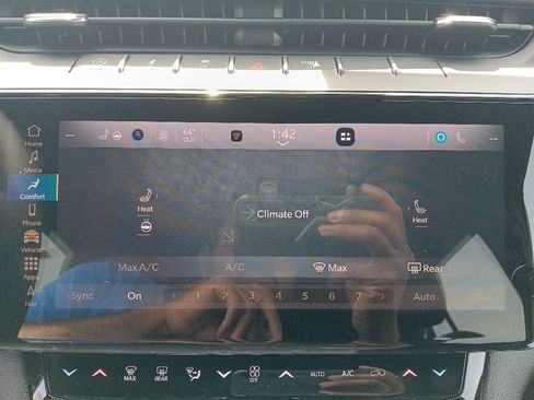 New 2026 Jeep Grand Cherokee Altitude AWD/4WD image 26
