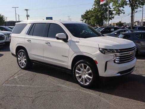 Used 2023 Chevrolet Tahoe High Country w/ Premium Package AWD/4WD image 2