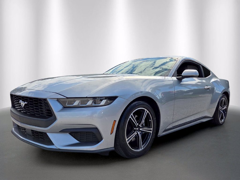 Used 2024 Ford Mustang Premium RWD image 7