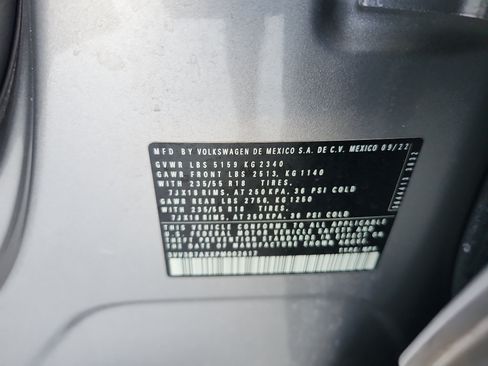 Used 2023 Volkswagen Tiguan SE FWD image 25