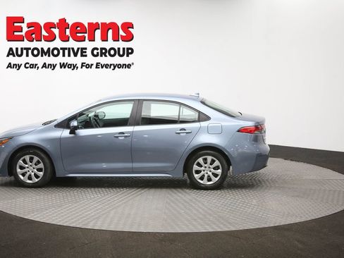 Used 2024 Toyota Corolla LE image 59