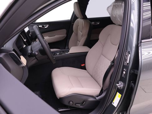 New 2026 Volvo XC60 B5 Plus w/ Climate Package image 7