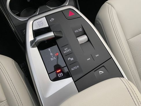 New 2026 BMW X1 xDrive28i w/ Technology Package image 28