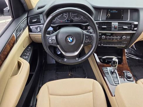 Used 2017 BMW X3 sDrive28i RWD image 13
