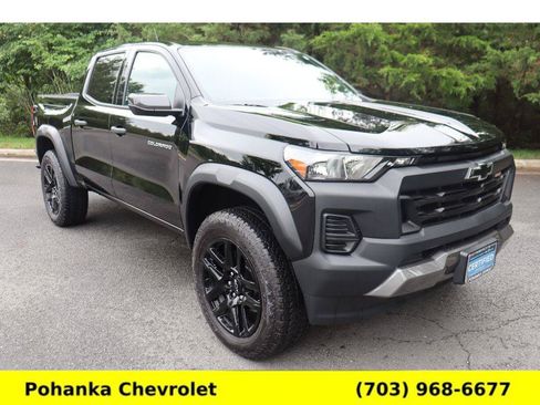 Used 2025 Chevrolet Colorado Trail Boss AWD/4WD image 1