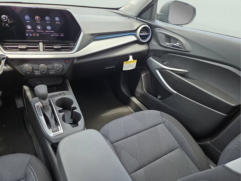 New 2026 Chevrolet Trax LS FWD image 12