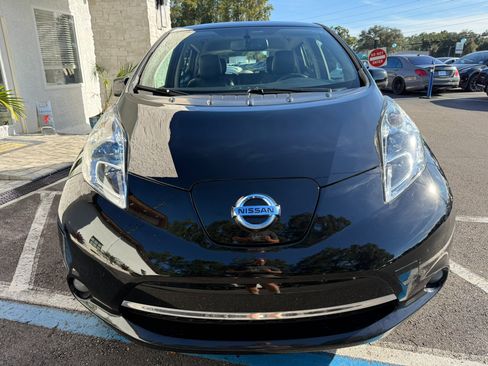 Used 2013 Nissan Leaf SL w/ Premium Pkg image 9