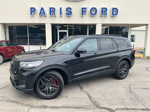 Used 2025 Ford Explorer ST image 1