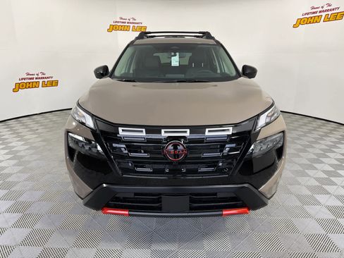 New 2026 Nissan Rogue SV image 10