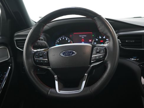 Used 2024 Ford Explorer ST-Line w/ Class IV Trailer Tow Package AWD/4WD image 18