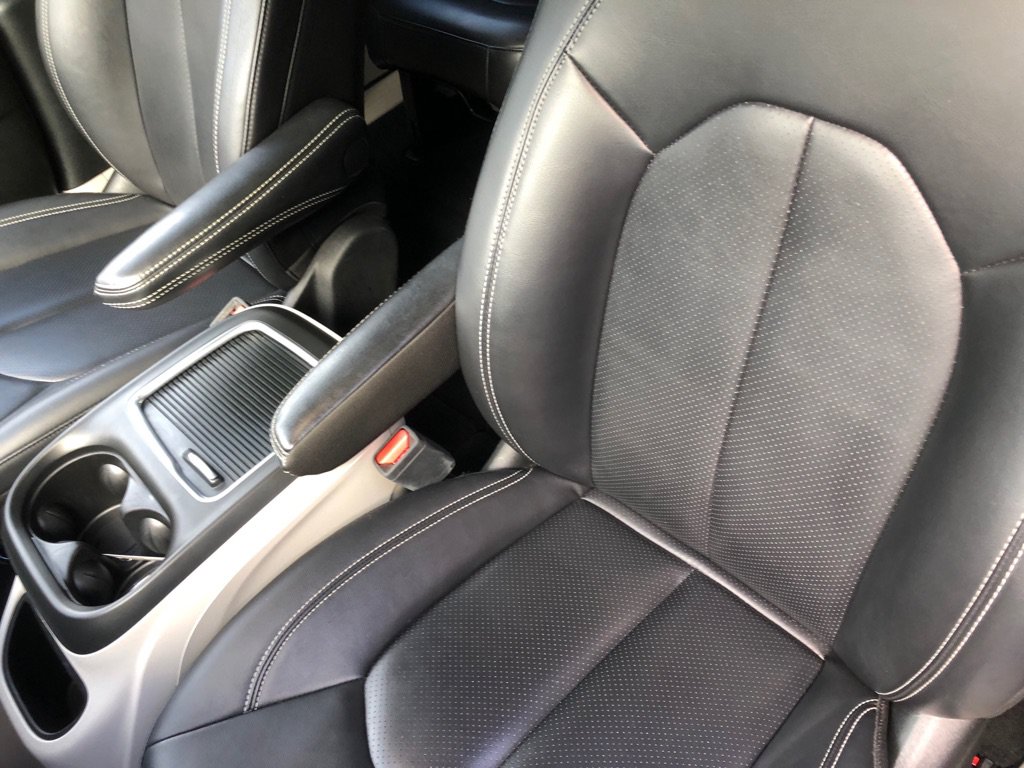 Used 2024 Chrysler Pacifica Touring-L FWD image 19