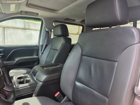 Used 2017 GMC Sierra 1500 SLT AWD/4WD image 2