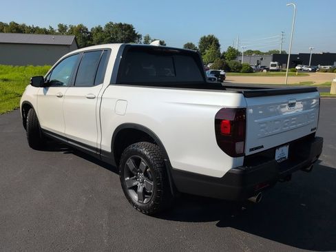 Used 2026 Honda Ridgeline TrailSport image 3