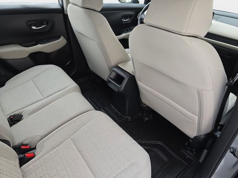 Certified 2024 Honda HR-V LX image 12