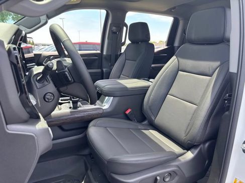 New 2026 GMC Sierra 1500 SLT w/ SLT Premium Plus Package AWD/4WD image 18
