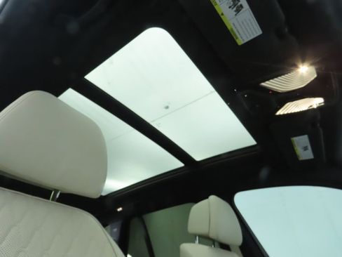 Used 2021 BMW X5 sDrive40i w/ Luxury Seating Package 2 image 19