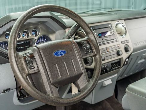Used 2015 Ford F250 XLT w/ XLT Value Package AWD/4WD image 24