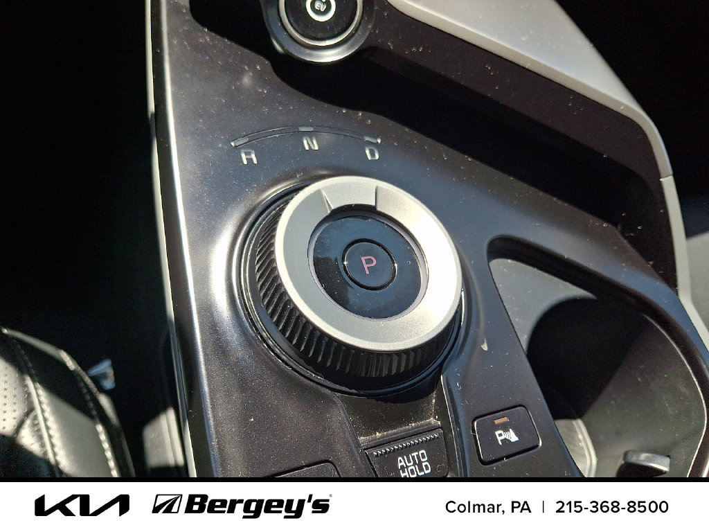 Certified 2025 Kia EV6 Wind AWD/4WD image 17