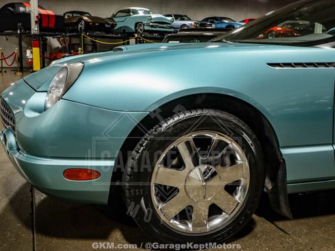Used 2002 Ford Thunderbird Deluxe image 35