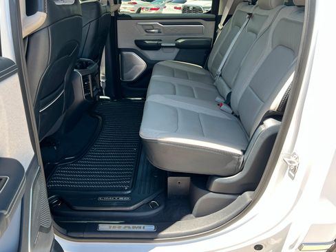 Used 2022 RAM 1500 Limited AWD/4WD image 22