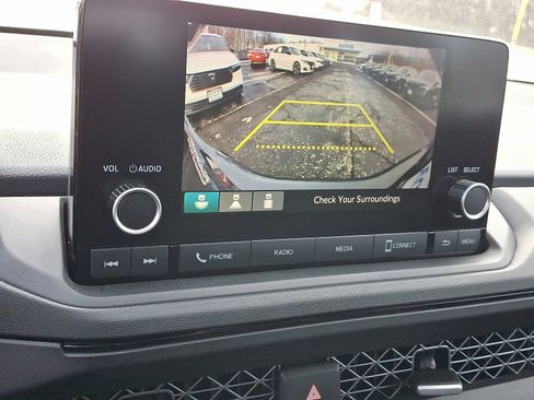 Certified 2023 Honda Accord EX image 24