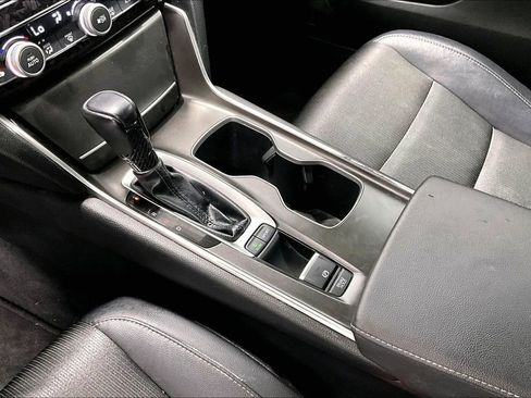 Used 2020 Honda Accord Sport image 17
