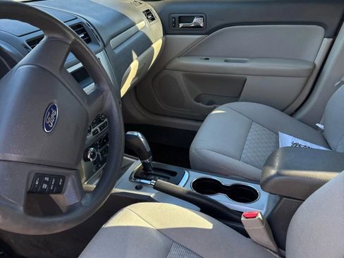 Used 2011 Ford Fusion S image 23