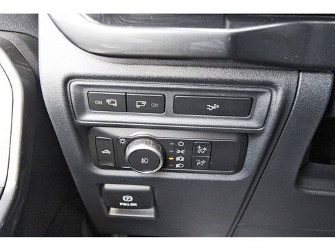 Certified 2022 Ford F150 XLT w/ Equipment Group 302A High image 18