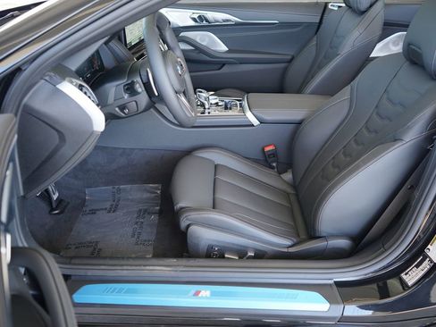 Used 2026 BMW 840i Convertible w/ Comfort Seating Package RWD image 13