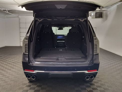 Used 2025 Chevrolet Tahoe Premier AWD/4WD image 20