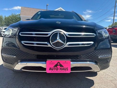 Used 2022 Mercedes-Benz GLE 350 4MATIC w/ Premium Package image 3