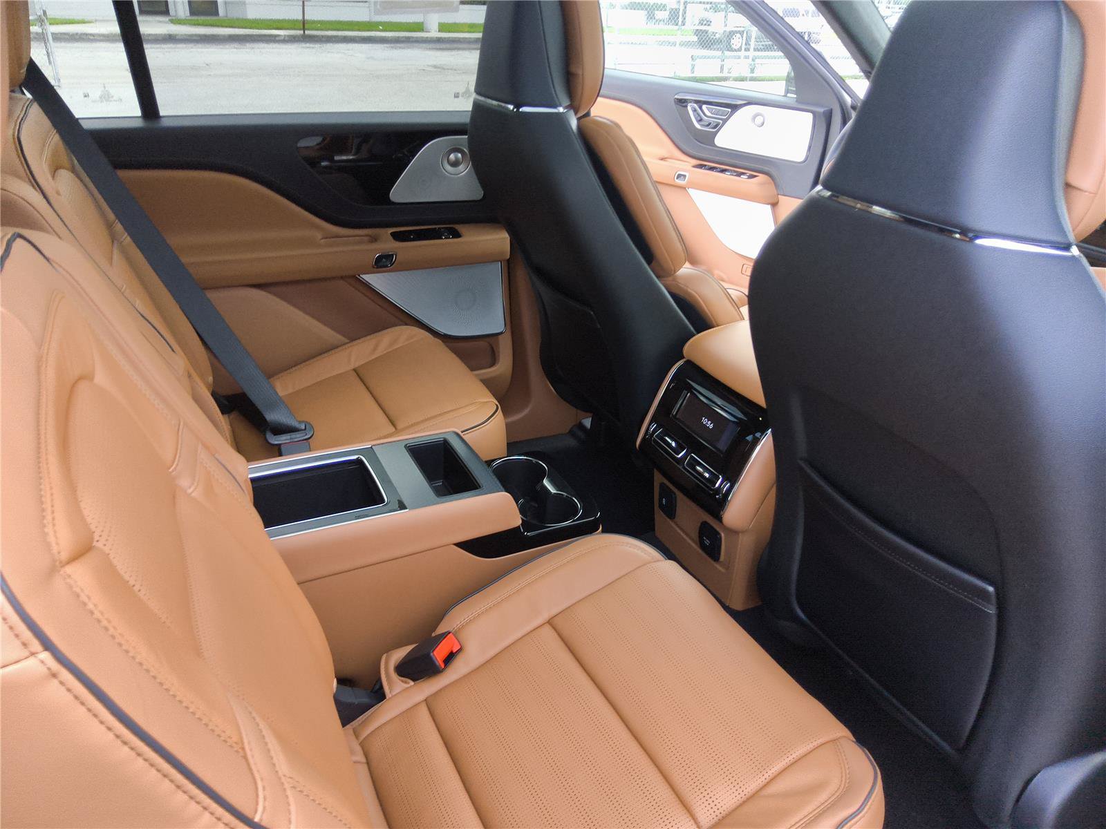 New 2027 Lincoln Aviator Black Label w/ Dynamic Handling Package AWD/4WD image 23